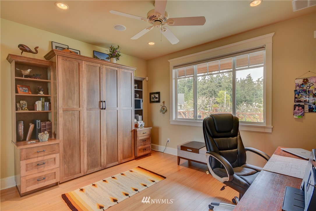 2924 Strawberry Point Road Oak Harbor, WA 98277 - Photo 13 of 25 Gallery Image 13