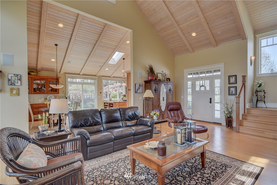 2924 Strawberry Point Road Oak Harbor, WA 98277 - Photo 9 of 25 Gallery Image 9