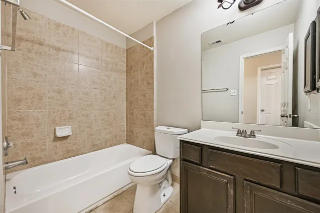 $239,000 | 1726 Village Townhome Drive, Pasadena, TX 77504