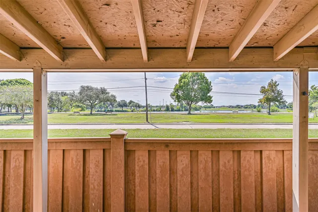 $239,000 | 1726 Village Townhome Drive, Pasadena, TX 77504