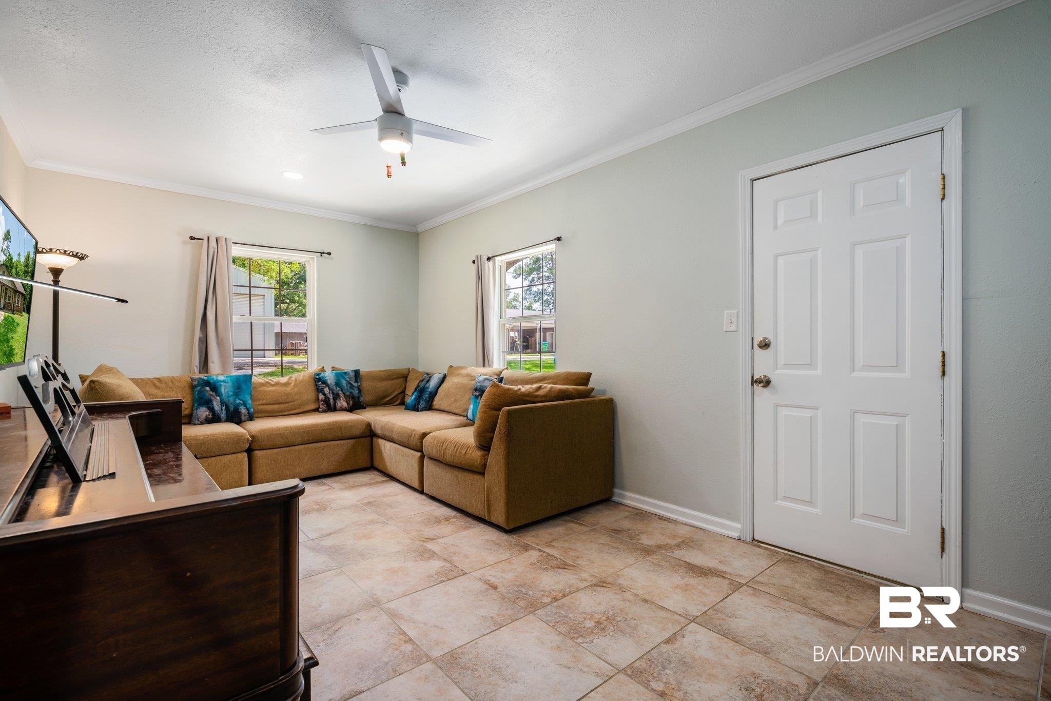 403 Vicks Lane Saraland, AL 36571 - Photo 9 of 28