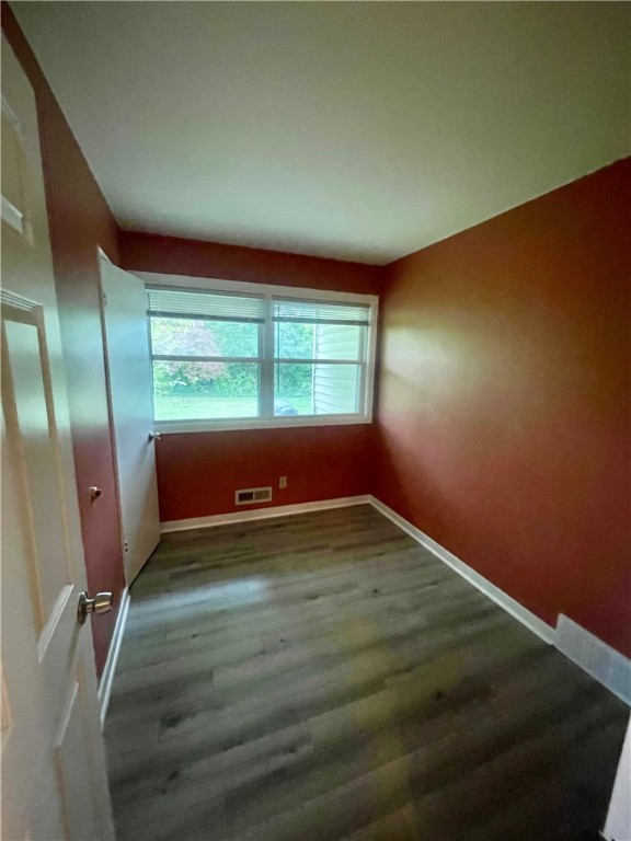 3098 Mt Read Boulevard Greece, NY 14616 - Photo 10 of 12