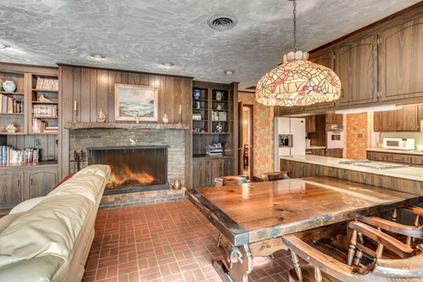 324 Country Way Needham, MA 02492 - Photo 15 of 30 Gallery Image 15