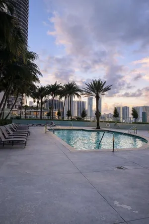 $2,550 | 1900 North Bayshore Drive, Unit 910, Miami, FL 33132