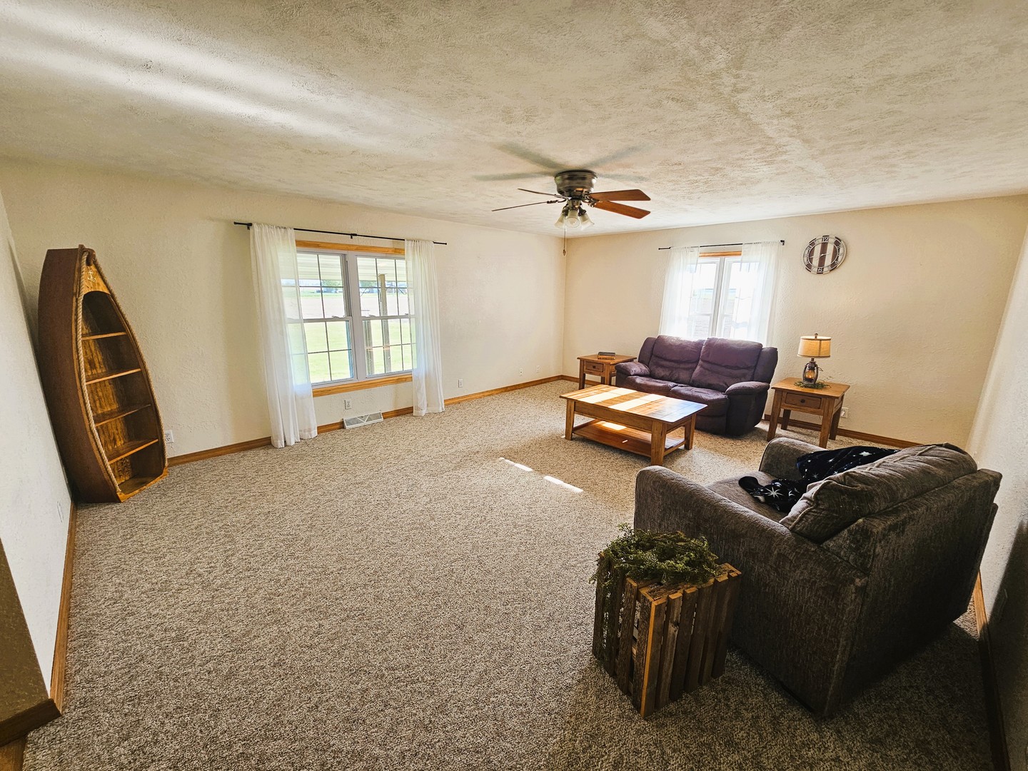 878 County Road 600N Sims, IL 62886 - Photo 17 of 39 a living room with furniture