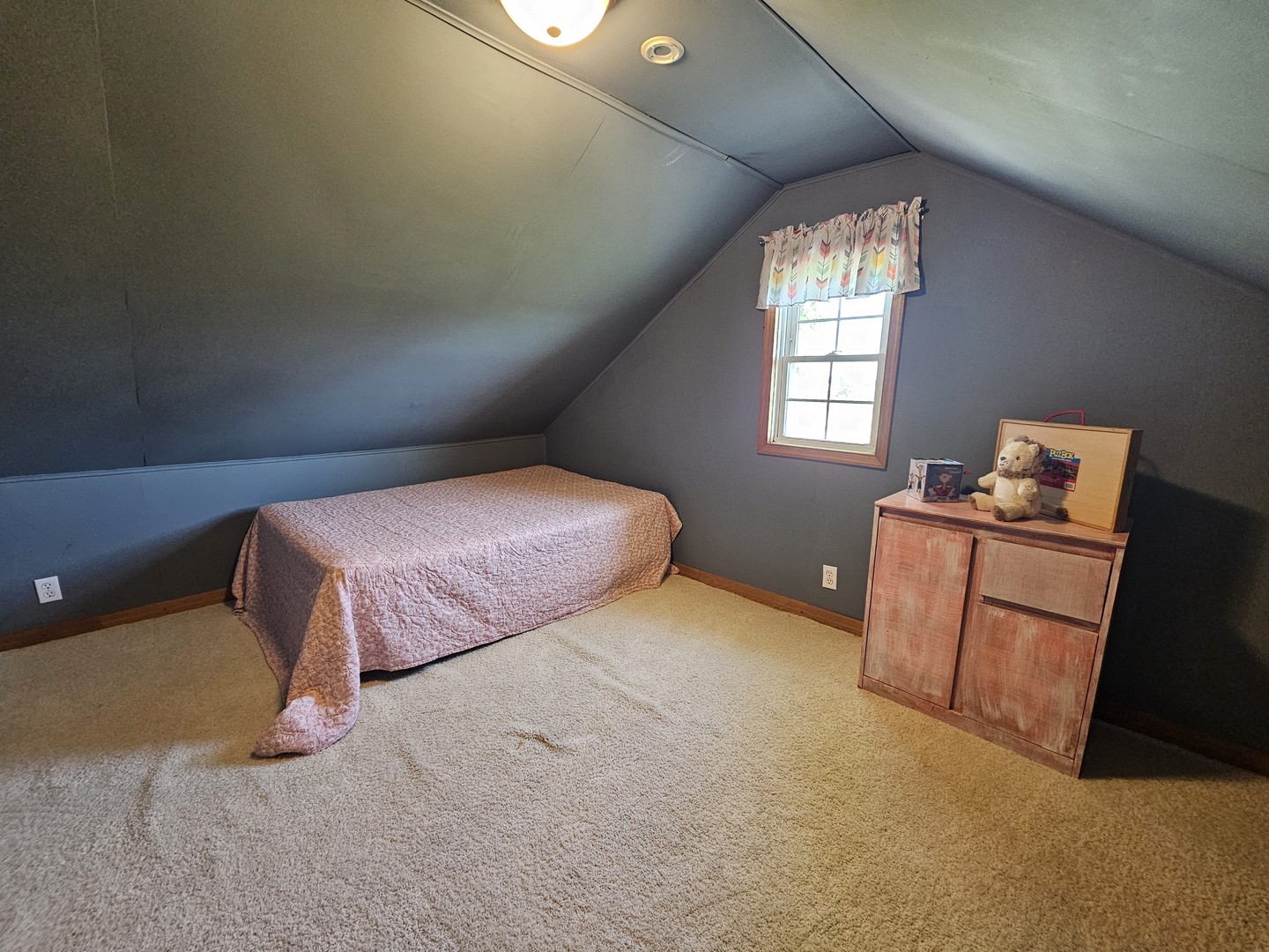 878 County Road 600N Sims, IL 62886 - Photo 31 of 39 a bedroom with a bed and a closet
