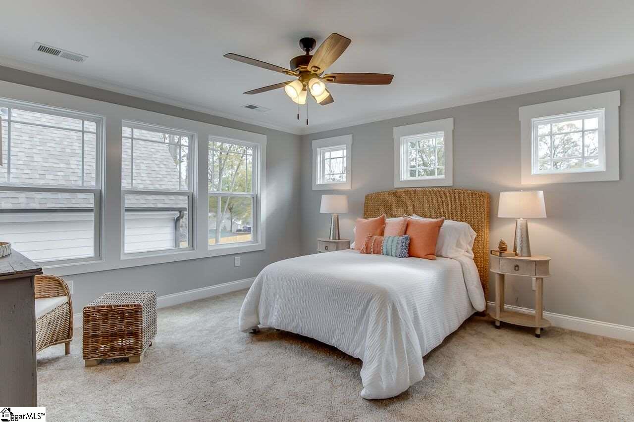 26 Ridgeway Avenue Greenville, SC 29607 - Photo 14 of 25