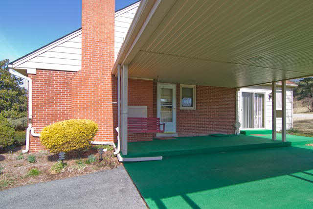 12124 Daphna Road Broadway, VA 22815 - Photo 3 of 16 Gallery Image 3
