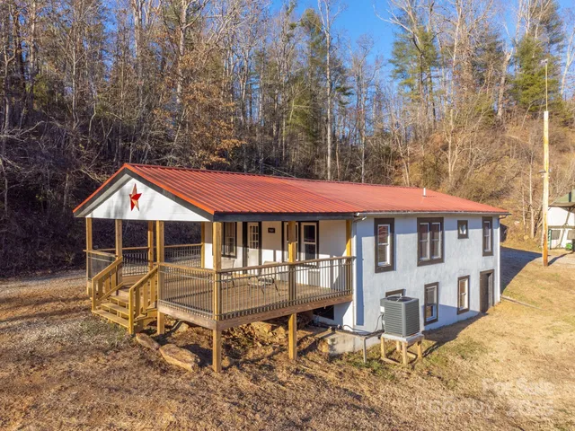 $370,000 | 1108 Jenkins Valley Road, Alexander, NC 28701