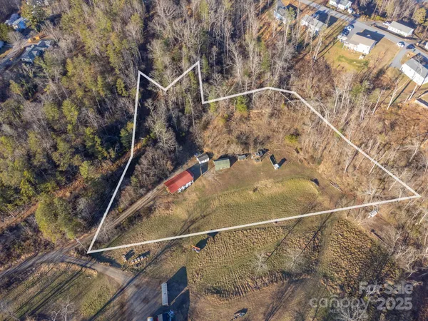 $370,000 | 1108 Jenkins Valley Road, Alexander, NC 28701