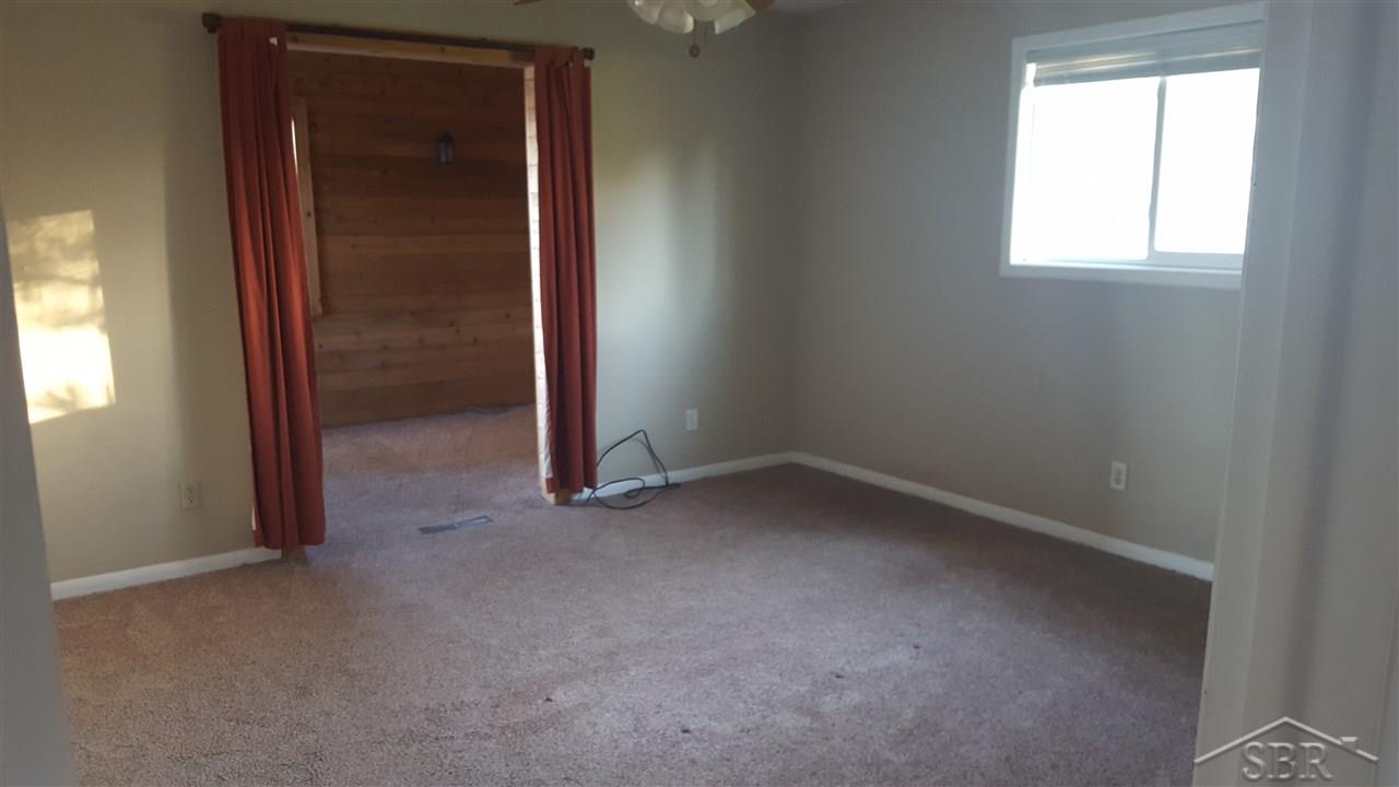 2617 East Laporte Road Hemlock, MI 48626 - Photo 10 of 18 31305845-9.JPG