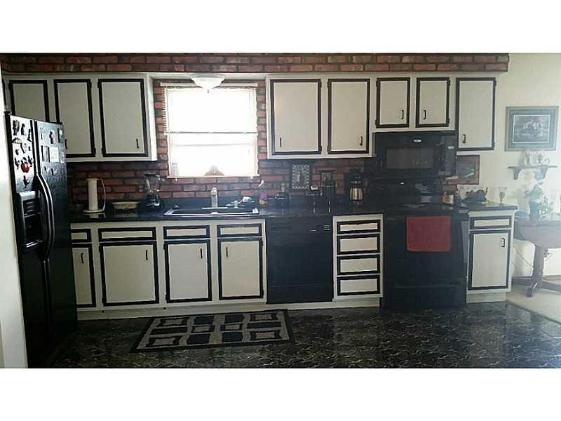 4066 Miller Road Springfield, OH 45502 - Photo 6 of 19