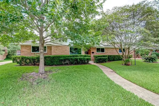 $2,500 | 5446 Jason Street, Houston, TX 77096