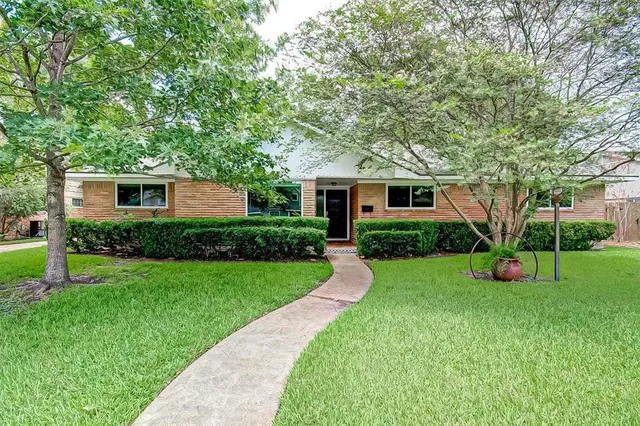 $2,500 | 5446 Jason Street, Houston, TX 77096