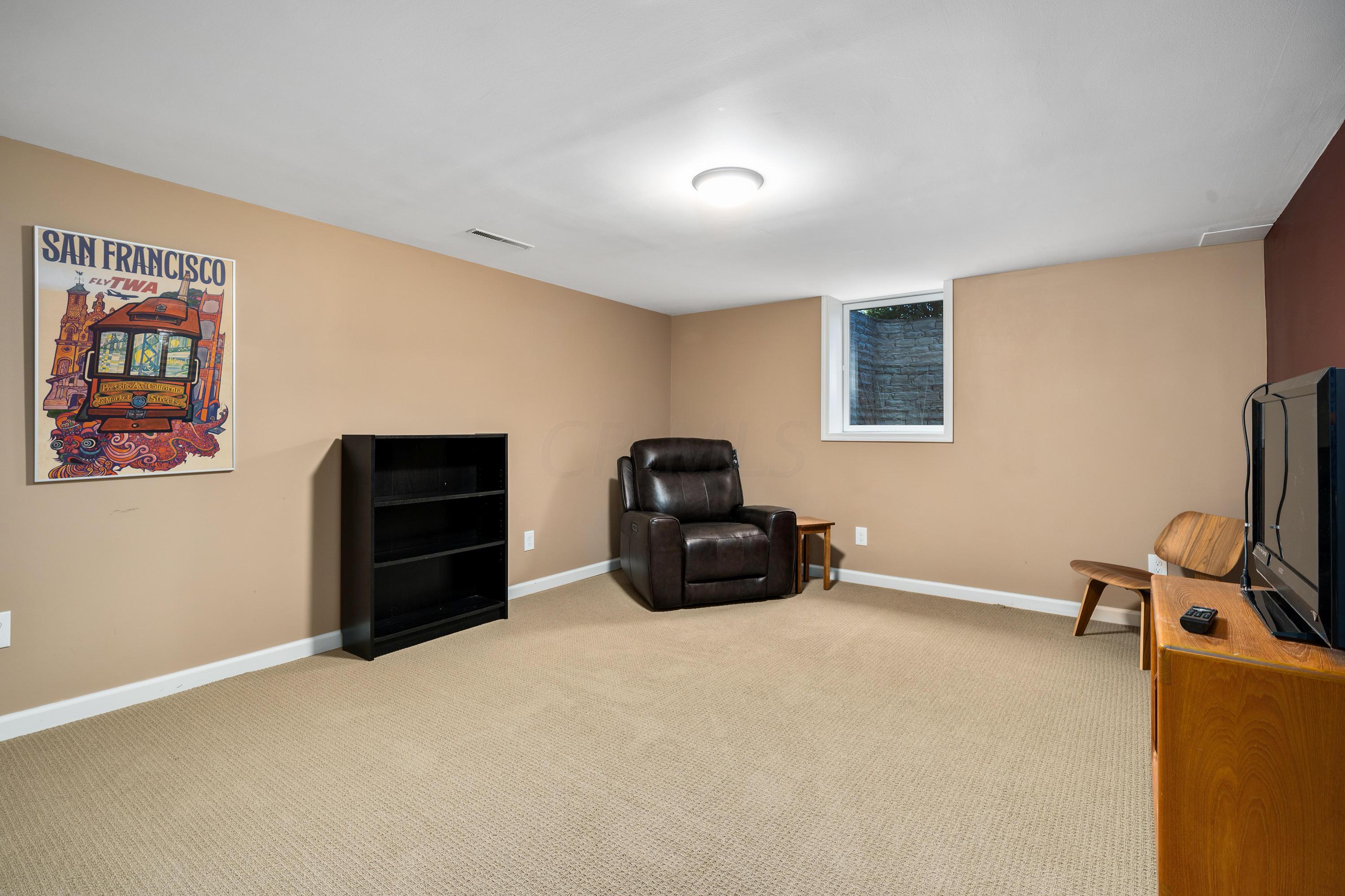2787 Elginfield Road Columbus, OH 43220 - Photo 97 of 102 Gallery Image 97