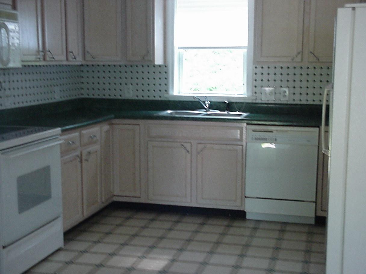 613 East New Lenox Road Pittsfield, MA 01201 - Photo 6 of 8 kitchen 1
