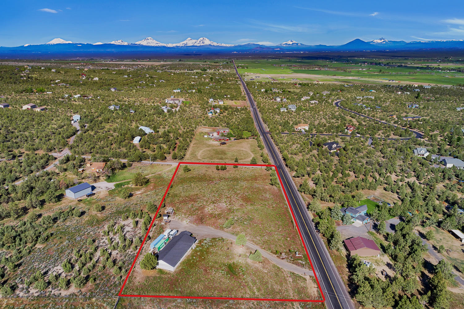 9902 South W Riggs Road Powell Butte, OR 97753 - Photo 3 of 25 3
