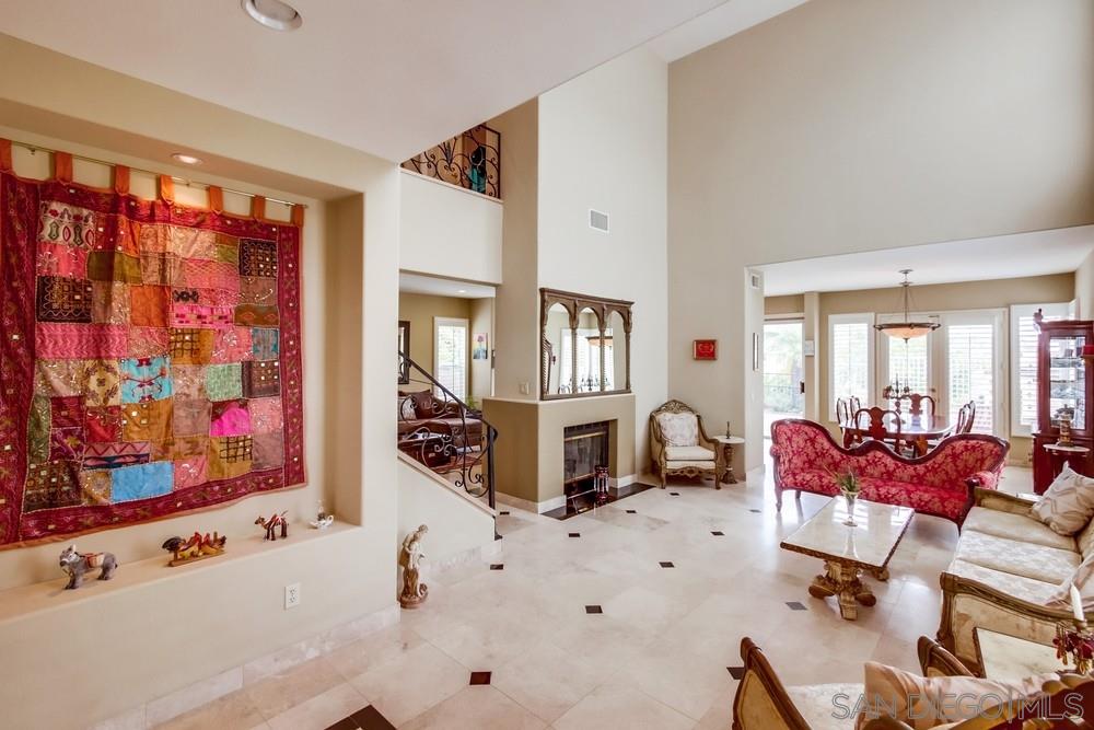 13965 Carmel Ridge Road San Diego, CA 92128 - Photo 4 of 25