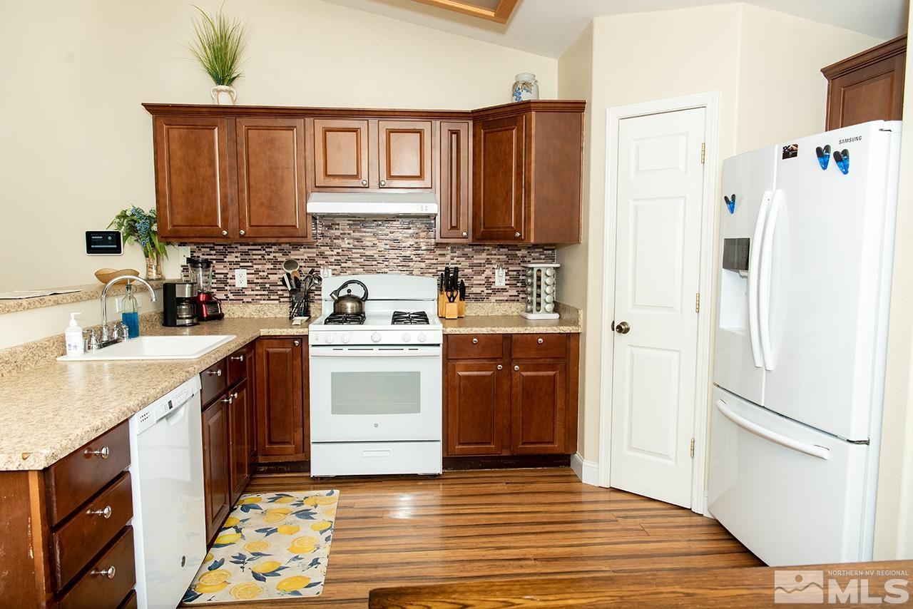 1650 Round Up Road Fernley, NV 89408 - Photo 10 of 20 Photo 10