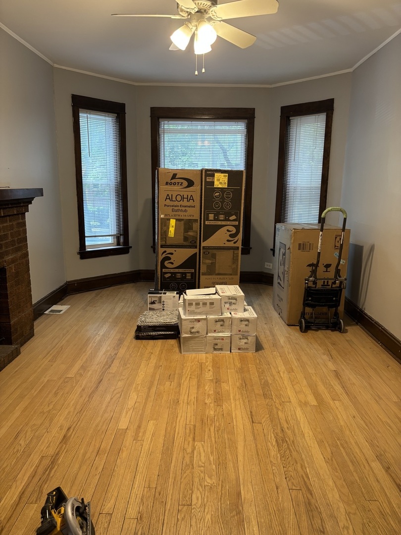 3111 North Racine Avenue, Unit 1F Chicago, IL 60657 - Photo 5 of 14