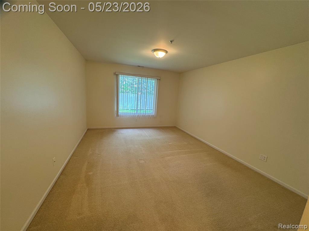 34086 Utica Road Fraser, MI 48026 - Photo 11 of 12