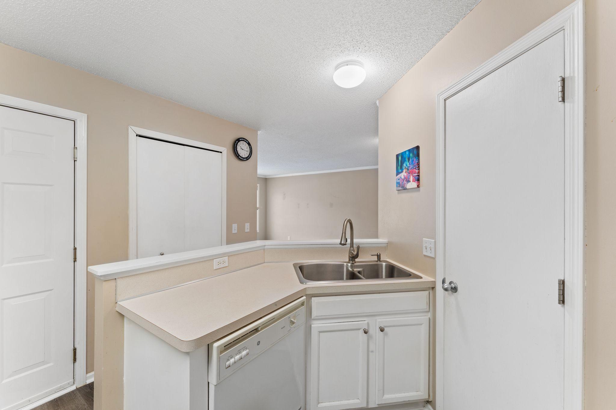 15816 Fleet Trail, Unit 237 St. Paul, MN 55124 - Photo 12 of 35