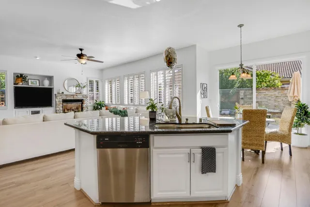 $854,958 | 260 Vista Creek Circle, Sacramento, CA 95835