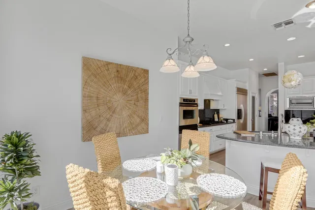 $854,958 | 260 Vista Creek Circle, Sacramento, CA 95835