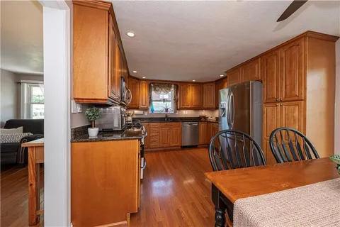 $340,000 | 279 Southward Drive, Coraopolis, PA 15108