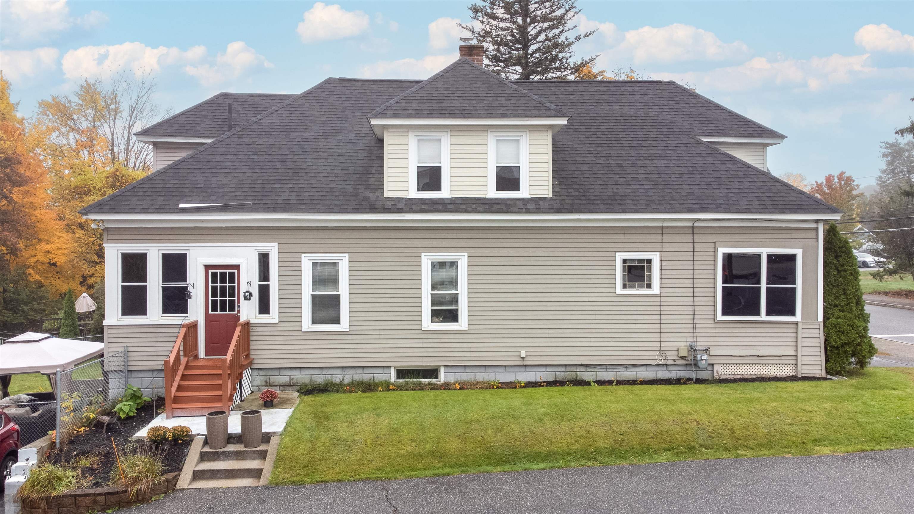 532 South Main Street Manchester, NH 03102 - Photo 5 of 38 Gallery Image 5