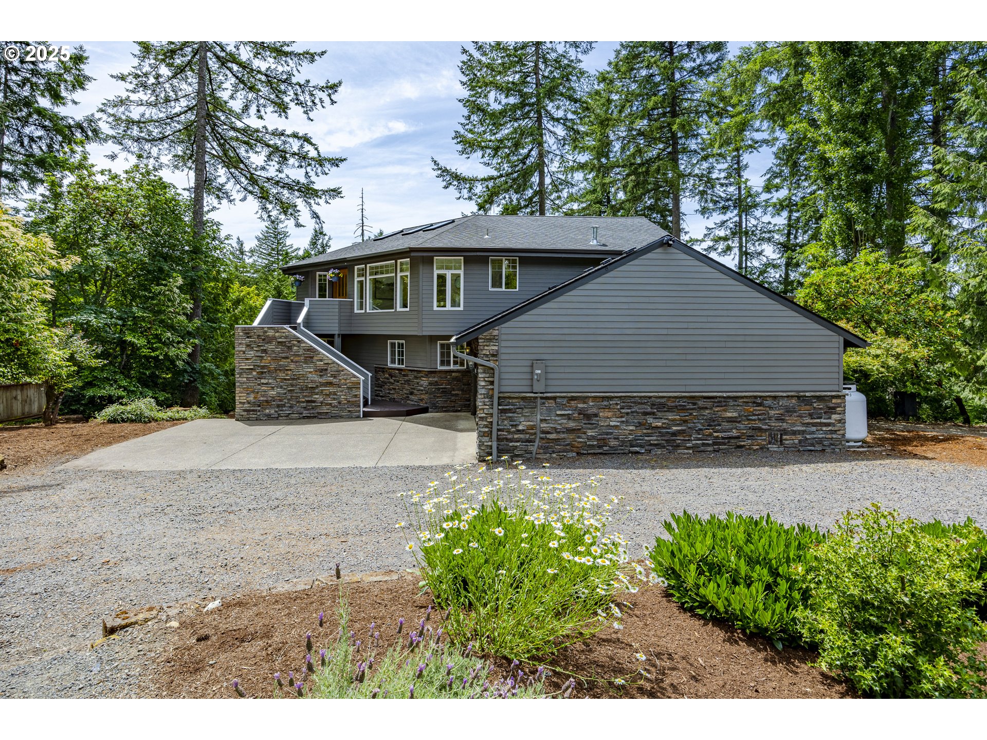 32518 Dillard Road Eugene, OR 97405 - Photo 3 of 45 a front view of a house with a yard