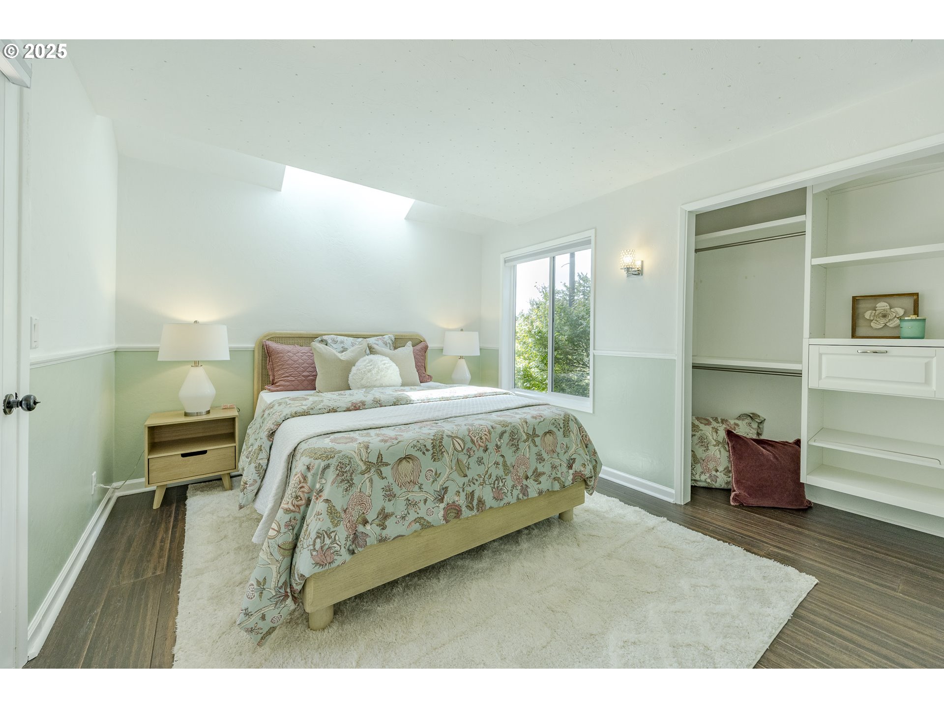 32518 Dillard Road Eugene, OR 97405 - Photo 33 of 45 a bedroom with a bed and a view of bathroom