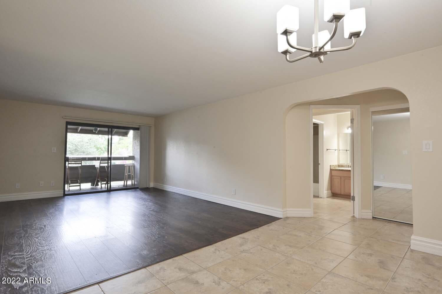 3825 East Camelback Road, Unit 243 Phoenix, AZ 85018 - Photo 4 of 20 Great Room 2