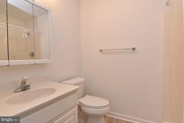 $2,250 | 117 Lakeside Drive, Lewes, DE 19958