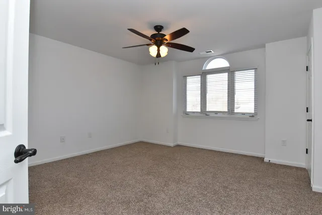 $2,250 | 117 Lakeside Drive, Lewes, DE 19958