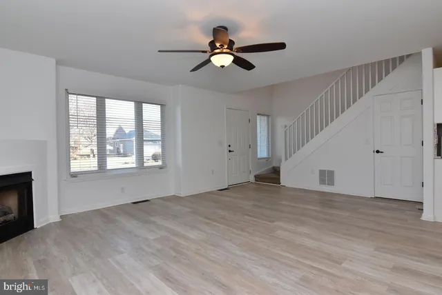 $2,250 | 117 Lakeside Drive, Lewes, DE 19958