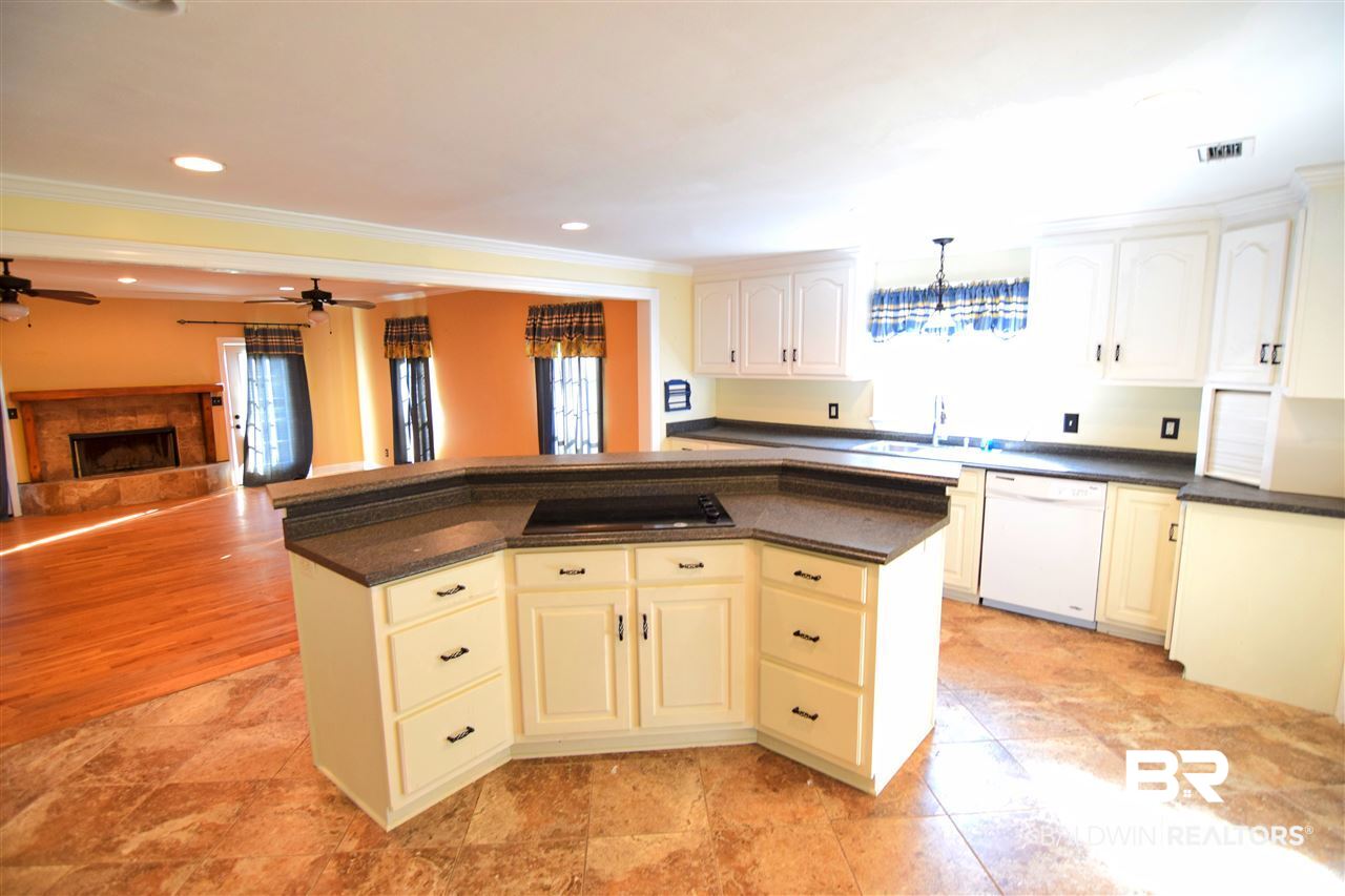 7851 Cuss Fork Road Wilmer, AL 36587 - Photo 8 of 16 kitchen