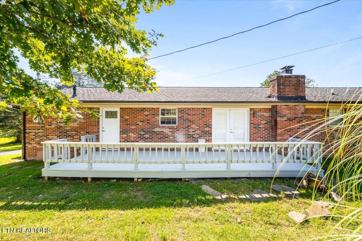 238 Kimberly Road La Follette, TN 37766 - Photo 3 of 31 42-Kimberly