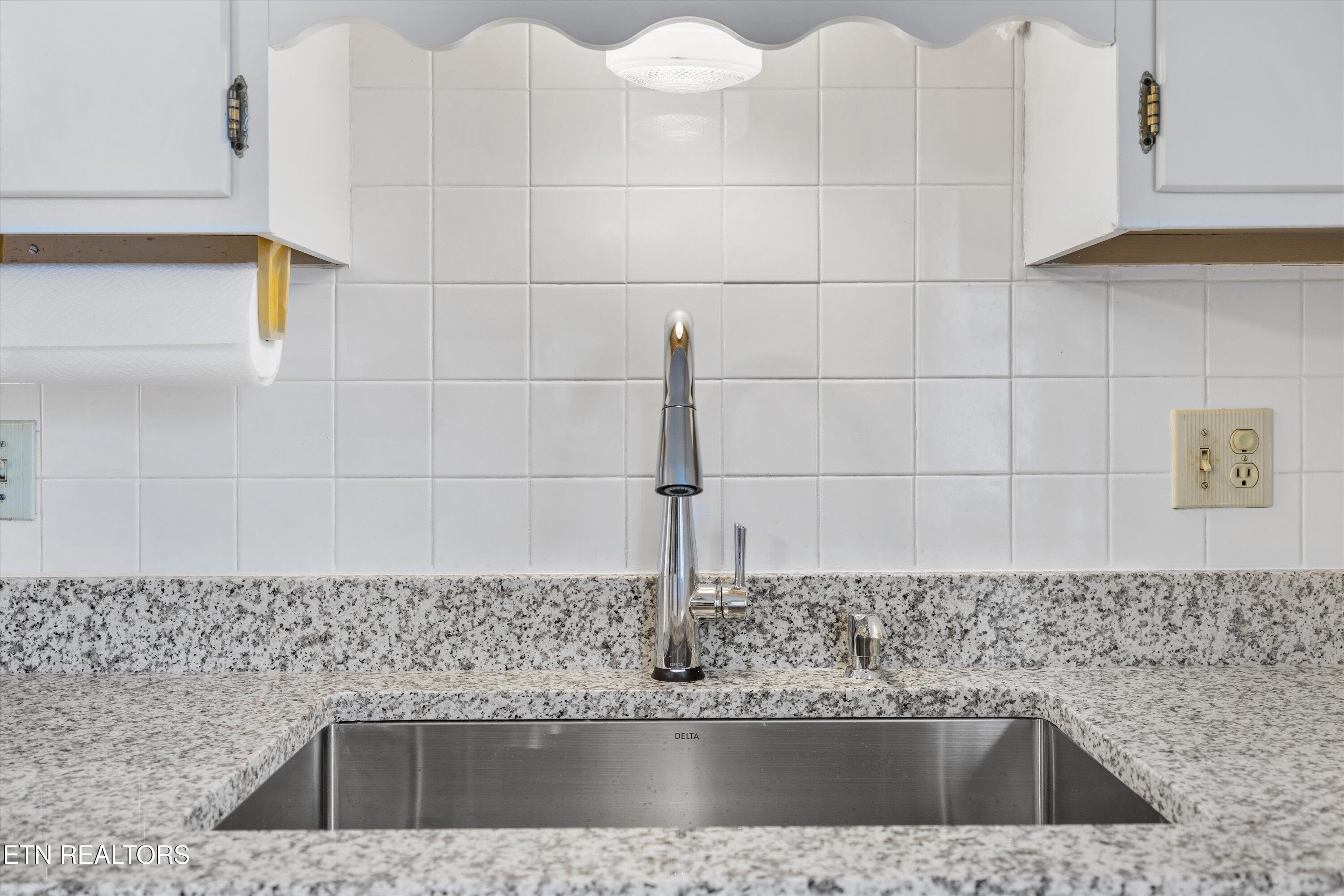 600 Fernwood Road Knoxville, TN 37923 - Photo 13 of 46 Kitchen