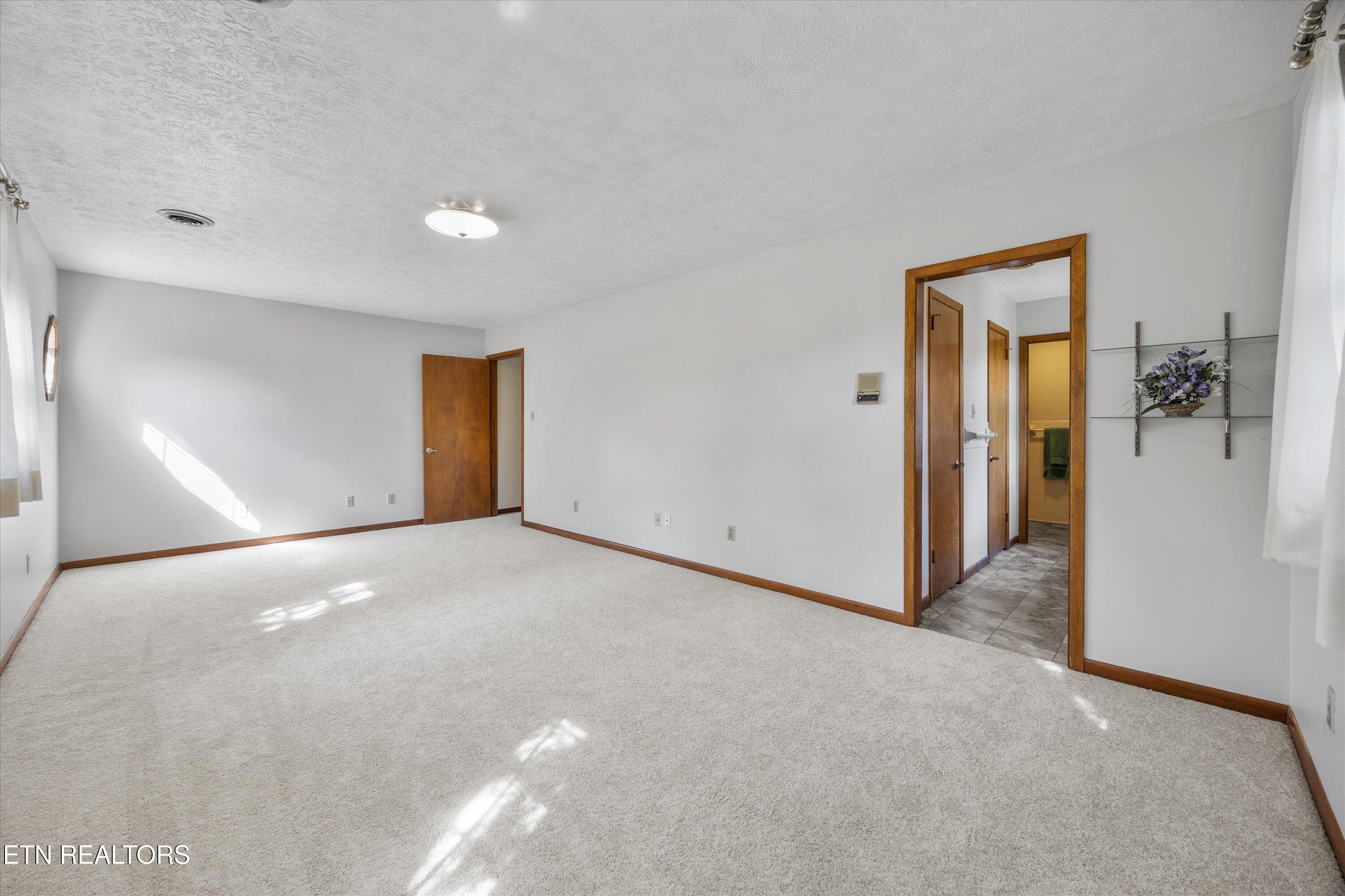 600 Fernwood Road Knoxville, TN 37923 - Photo 26 of 46 Primary Bedroom