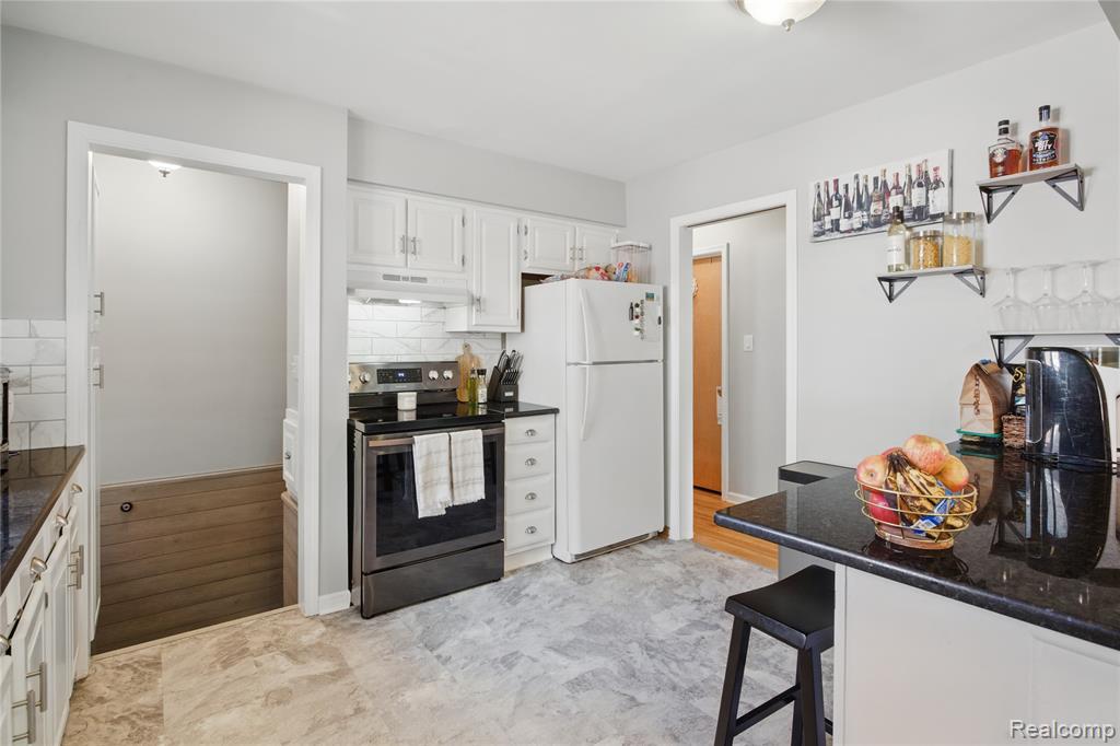 19036 Champaign Road Allen Park, MI 48101 - Photo 18 of 38 Gallery Image 18