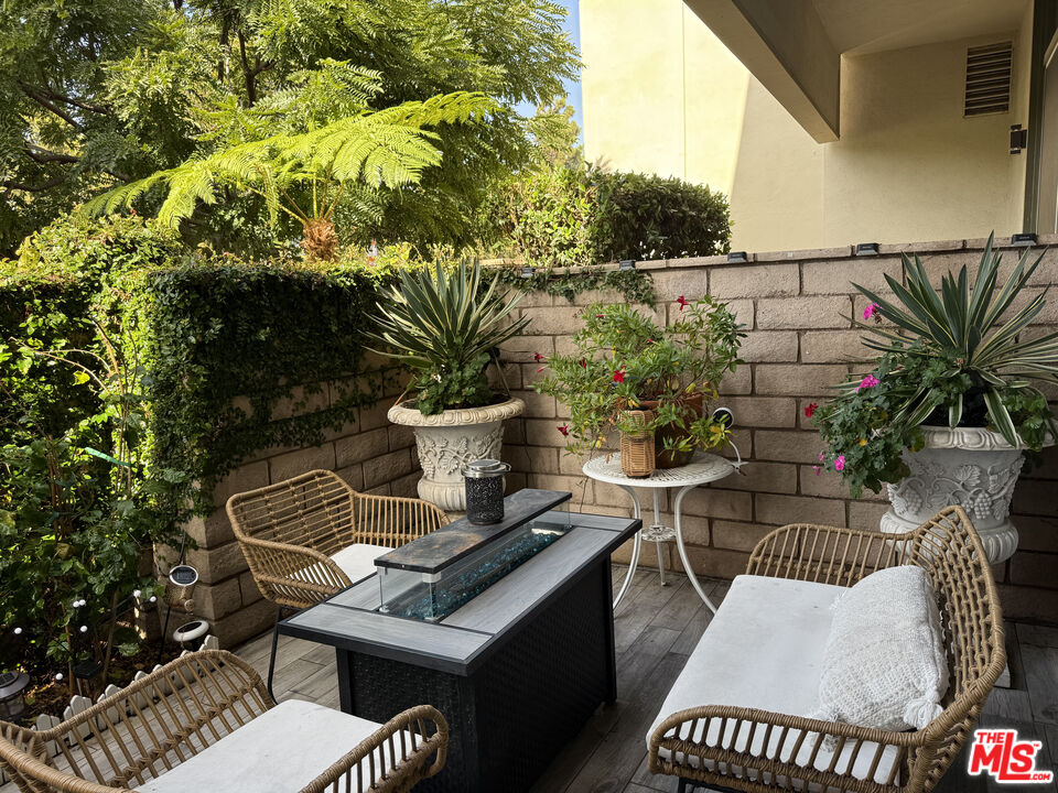 13218 Fiji Way, Unit J Marina del Rey, CA 90292 - Photo 7 of 33 a view of a balcony with chairs