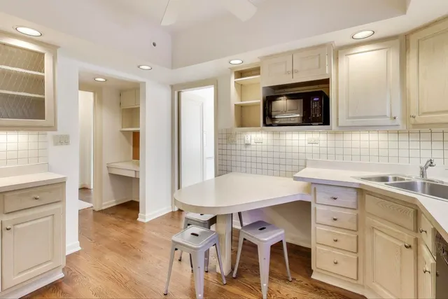 $6,500 | 1227 16th Street, Wilmette, IL 60091