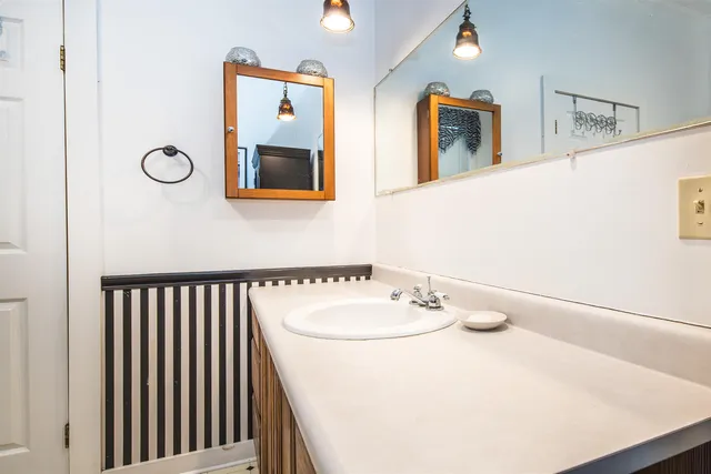 $280,000 | 24 South Main Street, Unit 2, Rutland, VT 05701