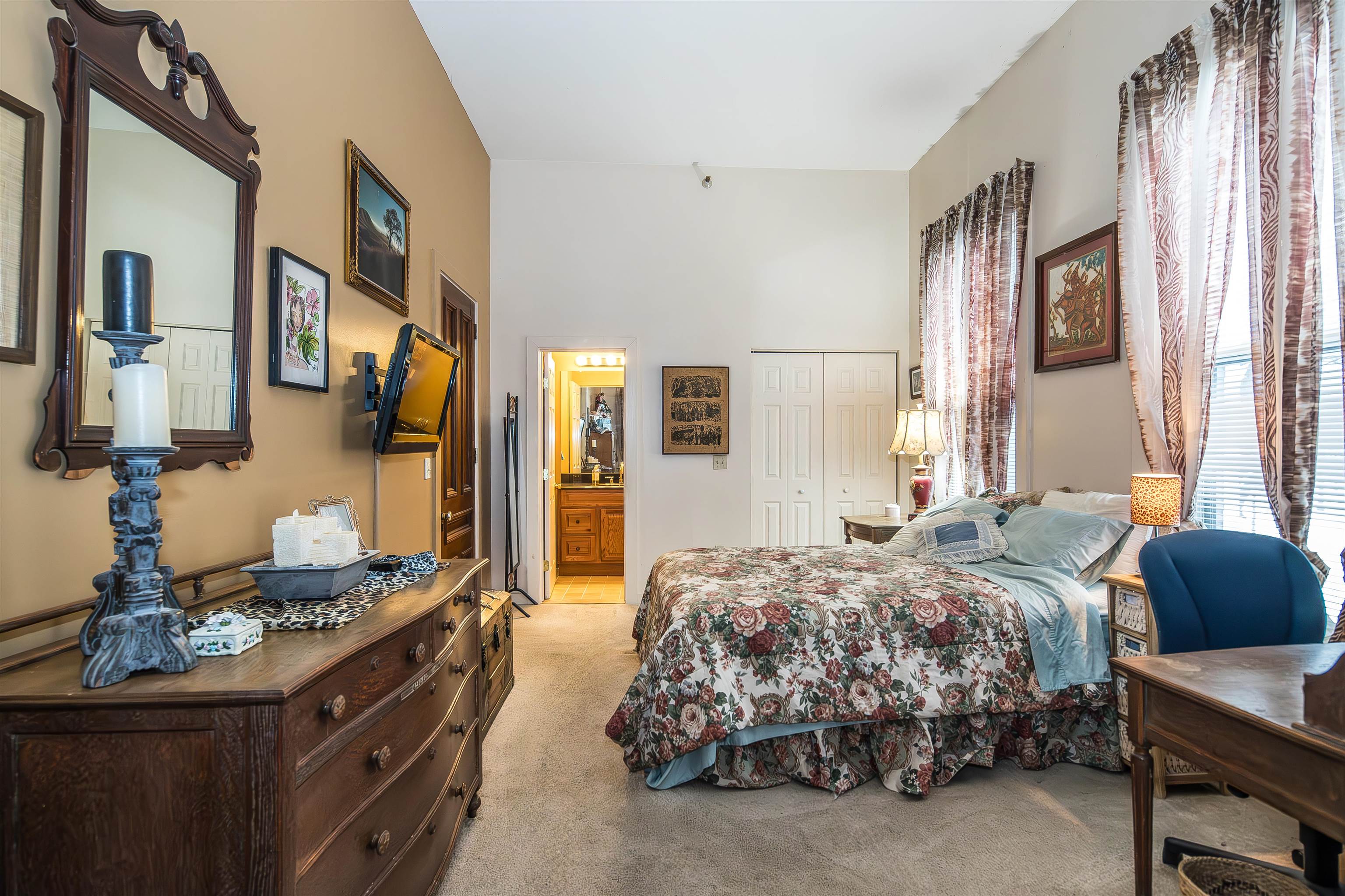 24 South Main Street, Unit 2 Rutland, VT 05701 - Photo 23 of 32