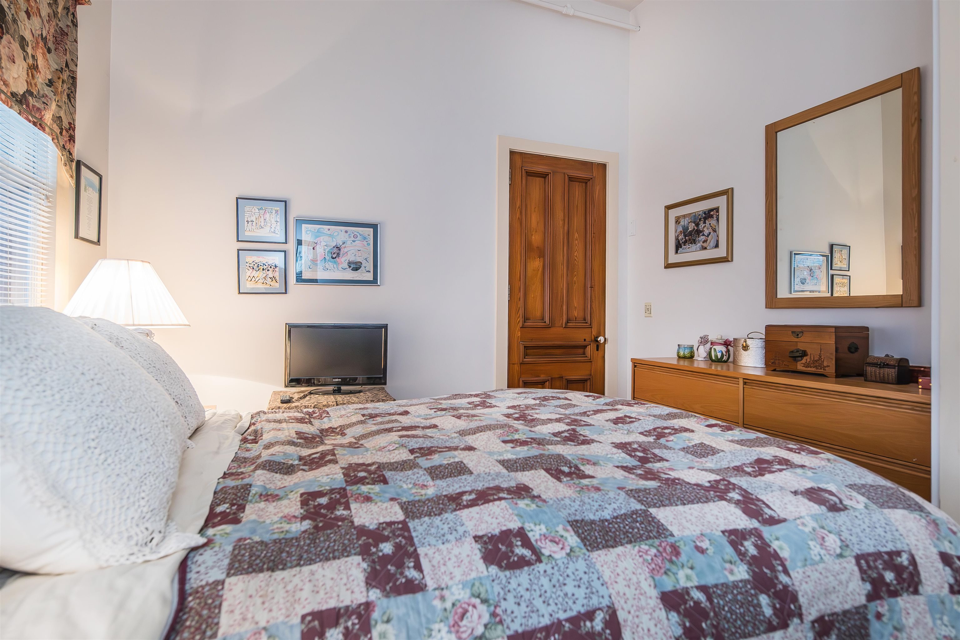 24 South Main Street, Unit 2 Rutland, VT 05701 - Photo 29 of 32