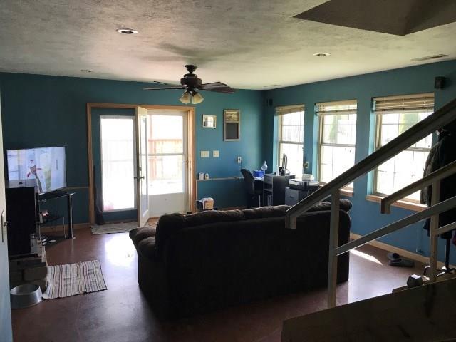13756 North Murphy Road Carbon, IN 47837 - Photo 3 of 17 Gallery Image 3