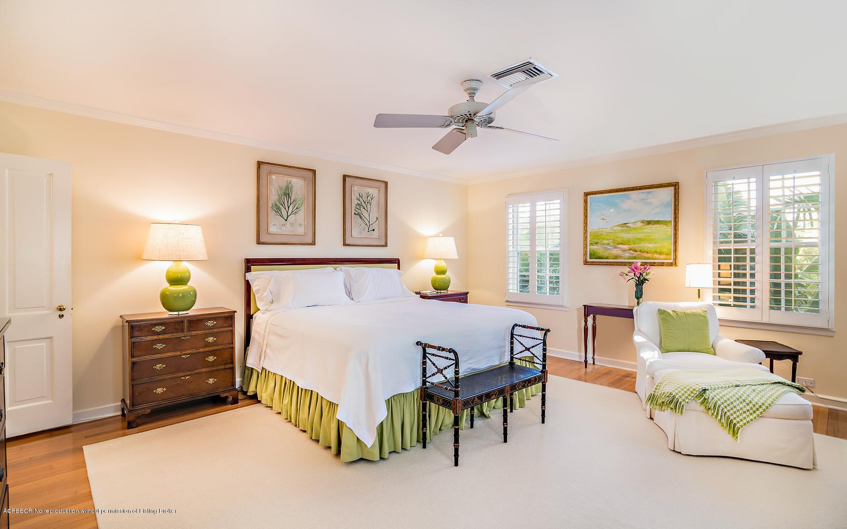 301 Ridgeview Drive Palm Beach, FL 33480 - Photo 18 of 34 19
