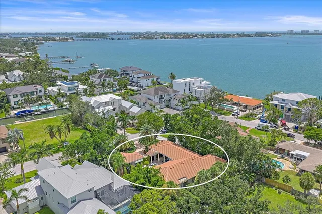 $2,999,000 | 1547 Sandpiper Lane, Sarasota, FL 34239