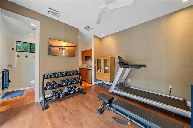 $2,999,000 | 1547 Sandpiper Lane, Sarasota, FL 34239